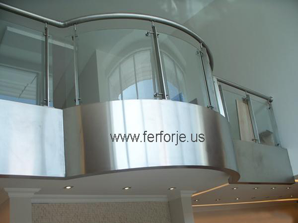 Paslanmaz Metal Balkon Korkuluğu