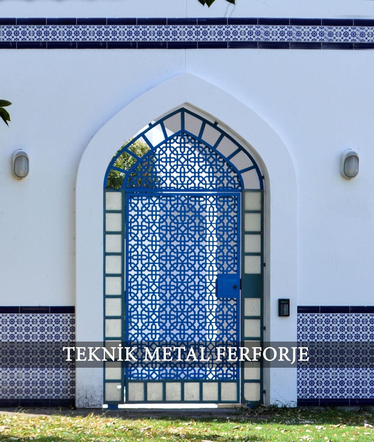 Selçuklu Deseni Mavi Bahçe Kapısı